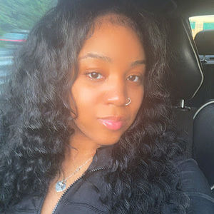 Meet your Posher, Destiney